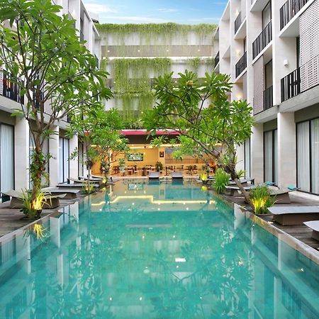 Hotel Terrace At Kuta Legian Dış mekan fotoğraf
