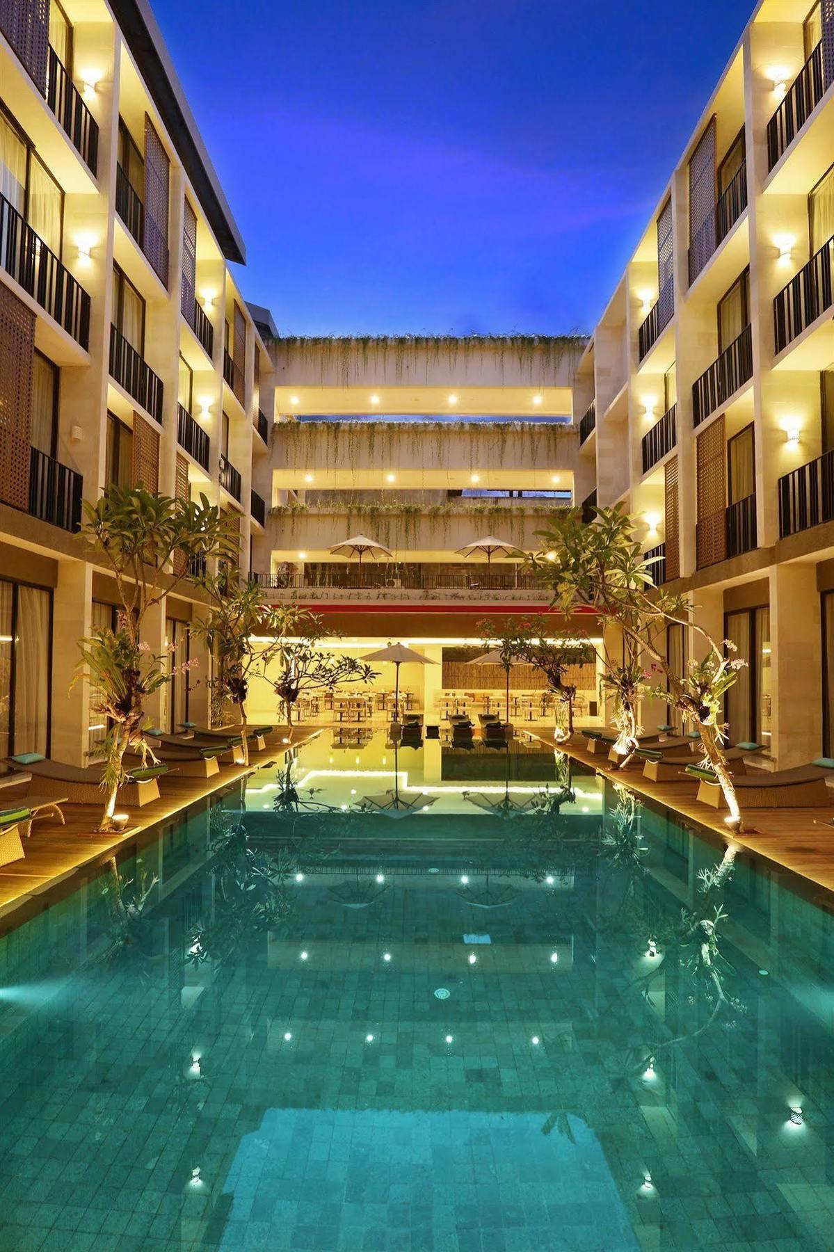 Hotel Terrace At Kuta Legian Dış mekan fotoğraf